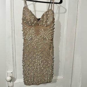 Mini dress. Size small. Pearls and Jewels